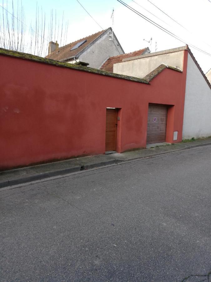 Celine'Home Saint-Germain-sur-Morin Экстерьер фото